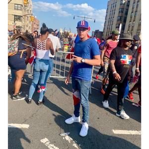 Meet your Posher, Emmanuel